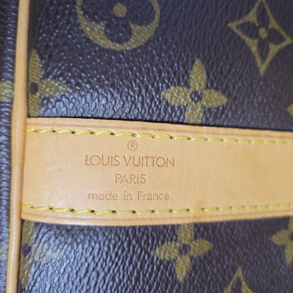 Louis Vuitton 50 Keepall Bandouliere FREE POSHMARK AUTHENTICATION! - Picture 11 of 17